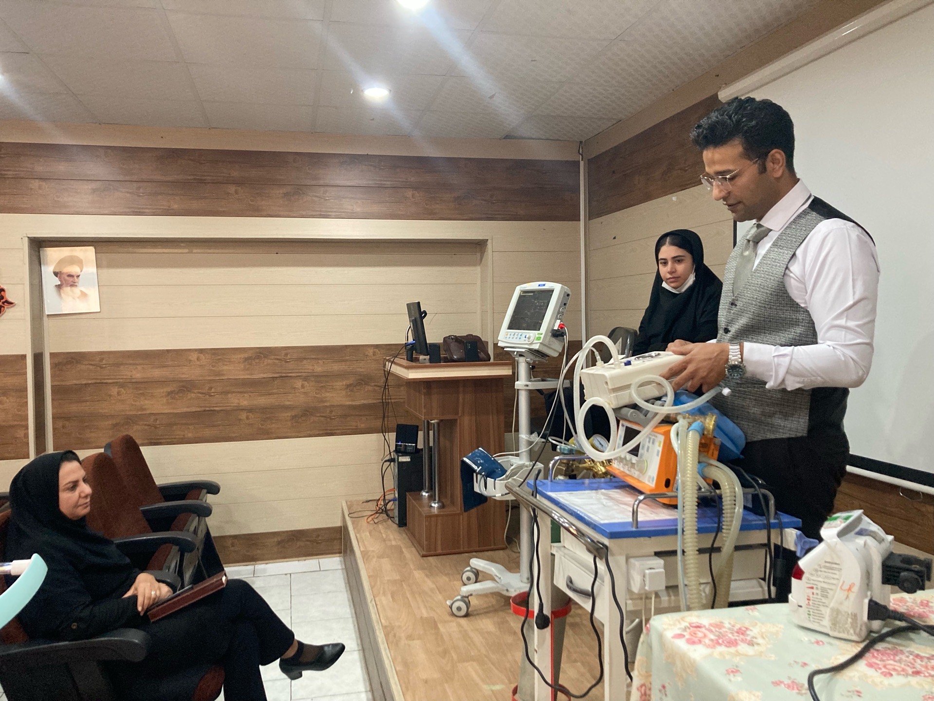 کلاس آموزشی تجهیزات پزشکی