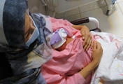 مراقبت آغوشی مادر و نوزاد (KMC)