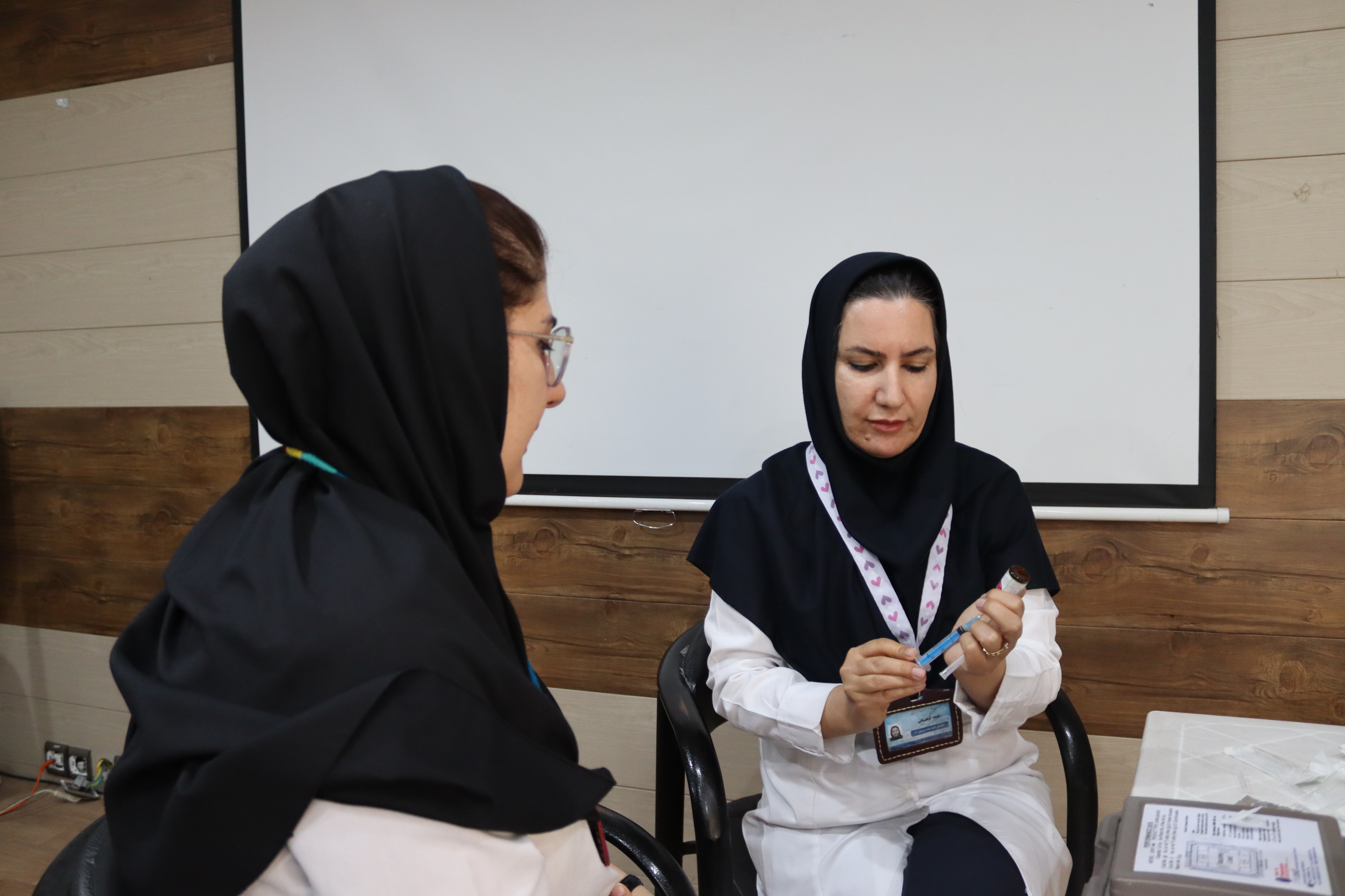 تزریق واکسن